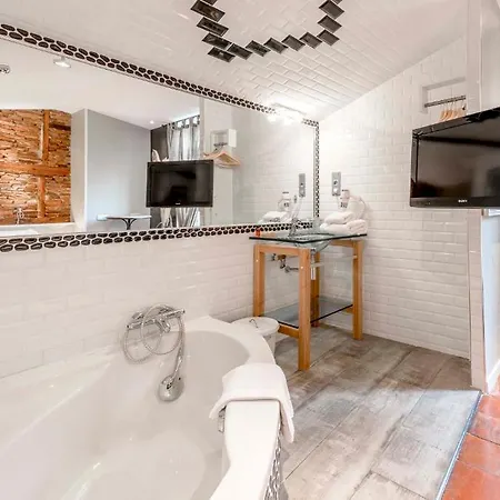 Europe 3* Castres (Tarn)