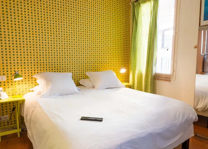 エウローパ オテル カストル