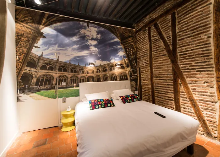 エウローパ オテル ホテル カストル