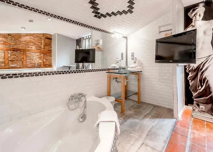 エウローパ オテル 3* カストル